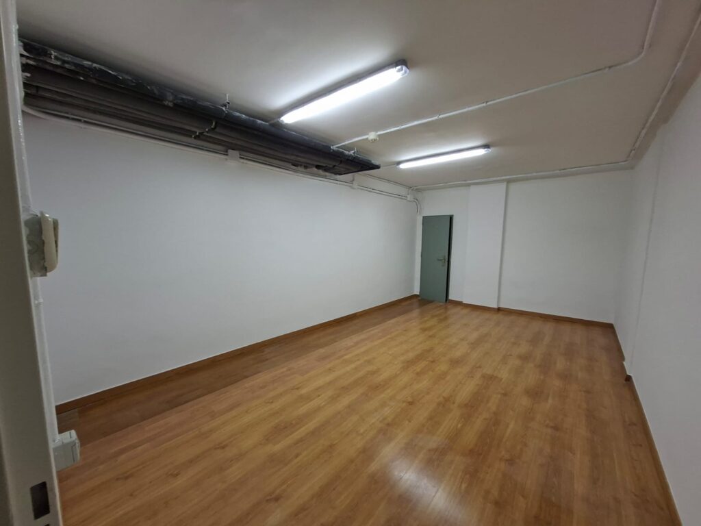 1777025970674